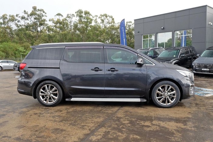 2018 Kia Carnival Platinum