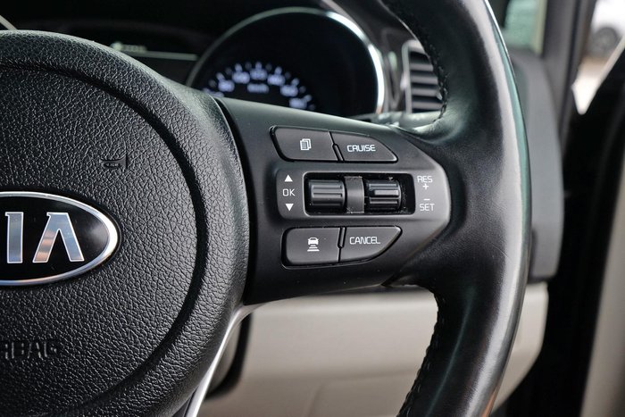2018 Kia Carnival Platinum