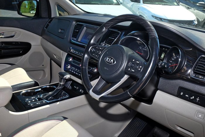 2018 Kia Carnival Platinum