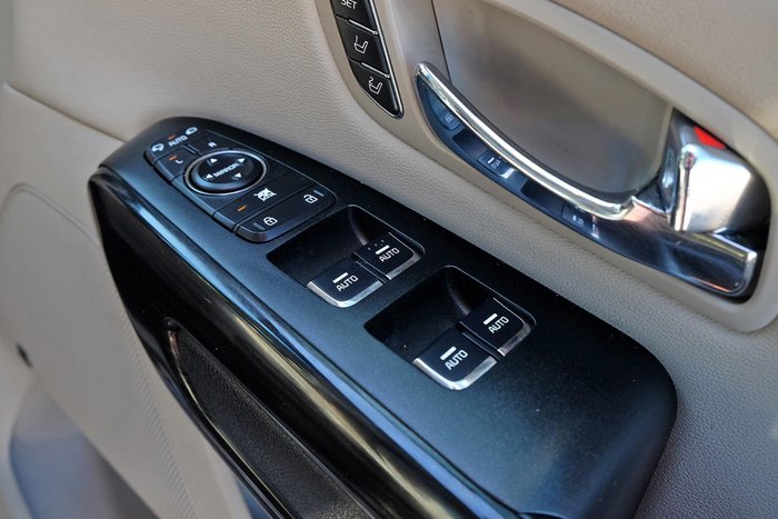 2018 Kia Carnival Platinum