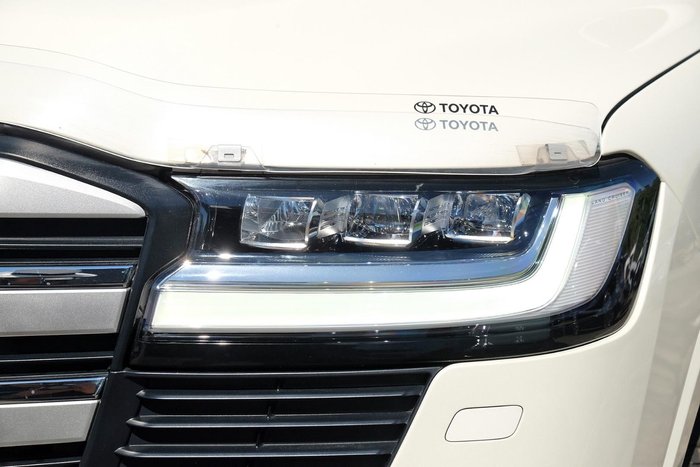 2023 Toyota Landcruiser VX