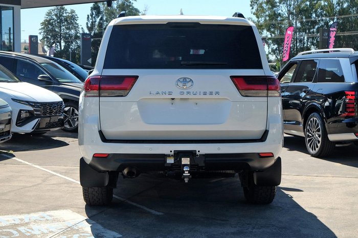 2023 Toyota Landcruiser VX