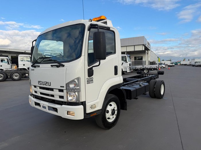2009 Isuzu F Series