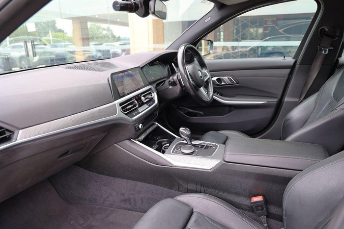 2021 BMW 3 Series 330i M Sport