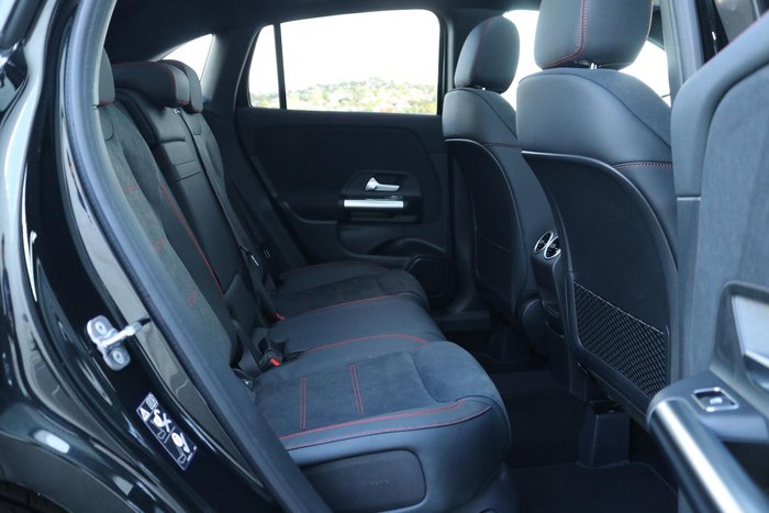 2025 Mercedes-Benz GLA-Class GLA250 e with EQ hybrid technology