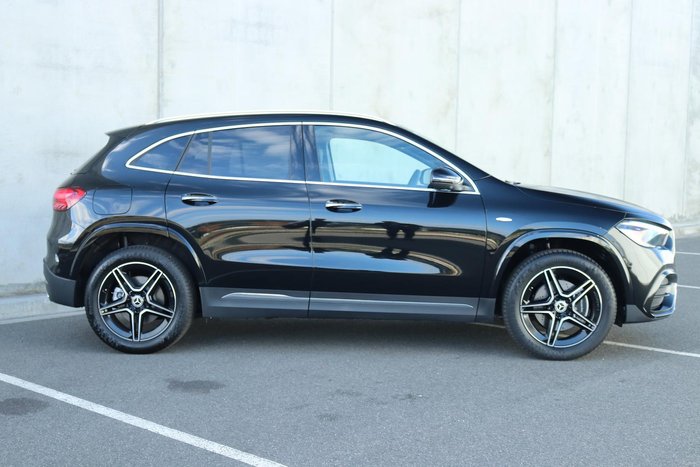 2025 Mercedes-Benz GLA-Class GLA250 e with EQ hybrid technology