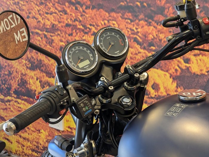 2016 Triumph Scrambler Scrambler Blue