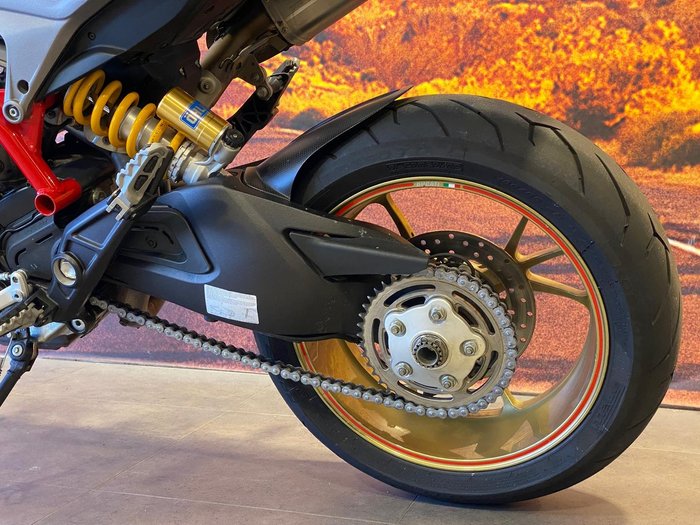 2017 Ducati Hypermotard 939 SP Hypermotard Red