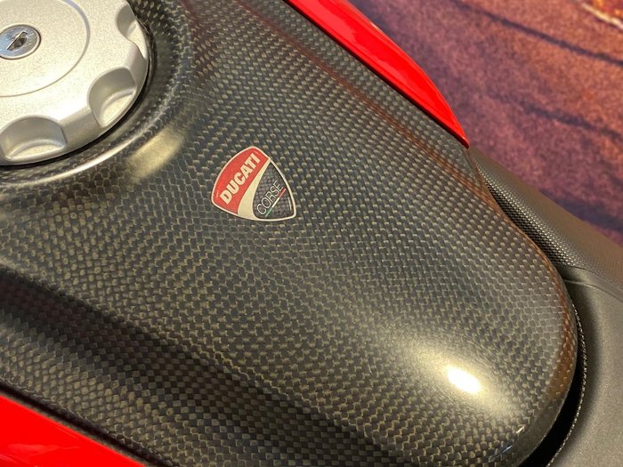 2017 Ducati Hypermotard 939 SP Hypermotard Red