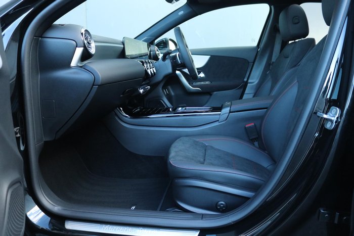 2025 Mercedes-Benz A-Class A250