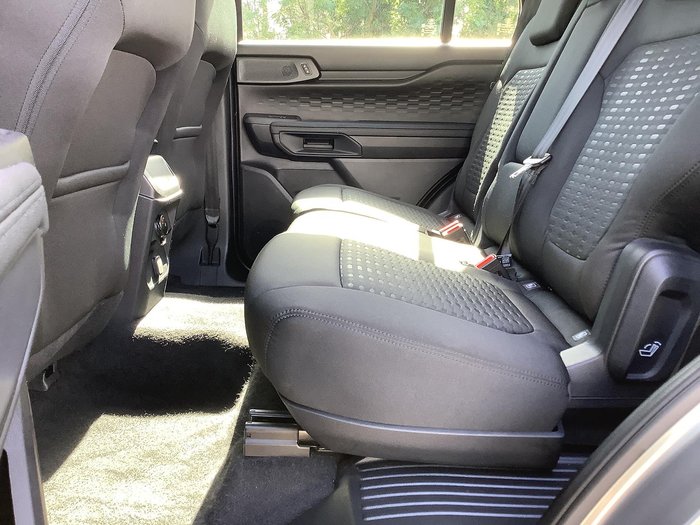 2025 Ford Everest Ambiente