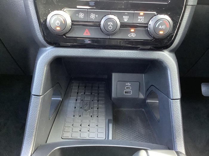 2025 Ford Everest Ambiente