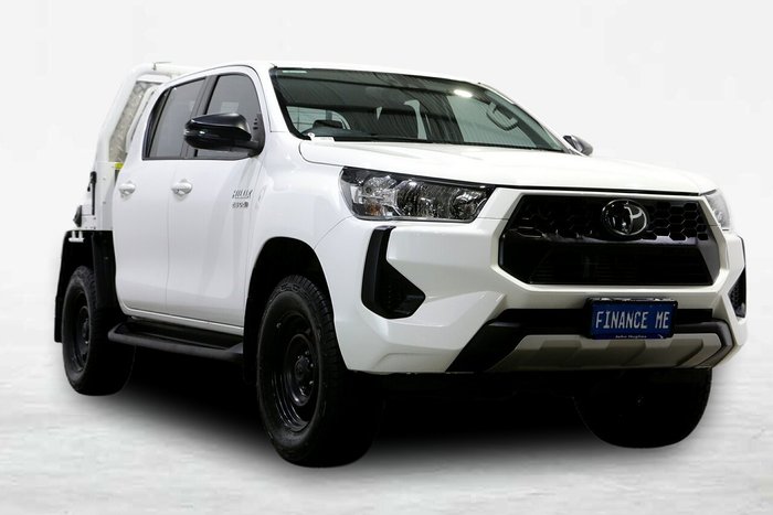 2024 Toyota Hilux SR