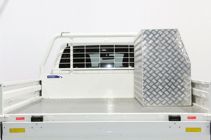 2024 Toyota Hilux SR