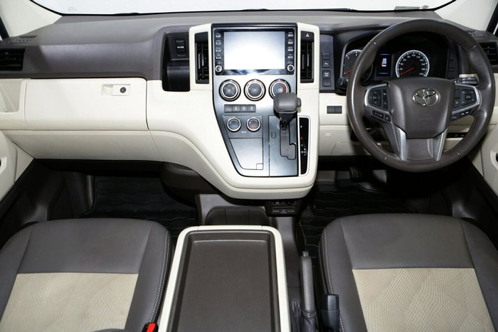 2023 Toyota Hiace Commuter GL