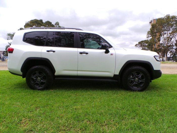 2022 Toyota Landcruiser GR Sport
