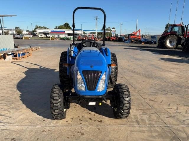 2025 New Holland Boomer 35