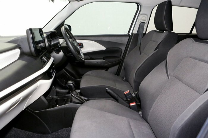 2024 Suzuki Swift Hybrid Plus