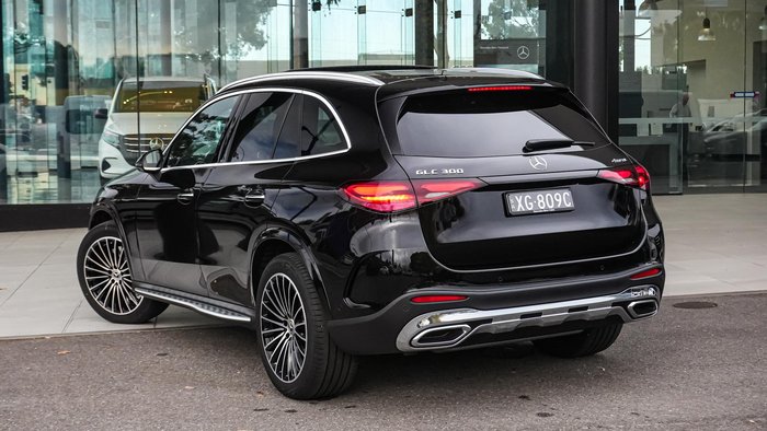2025 Mercedes-Benz GLC-Class