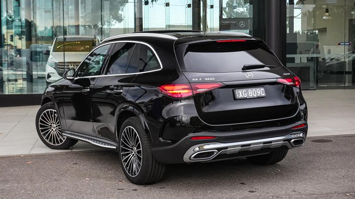 2025 Mercedes-Benz GLC-Class