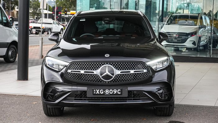 2025 Mercedes-Benz GLC-Class