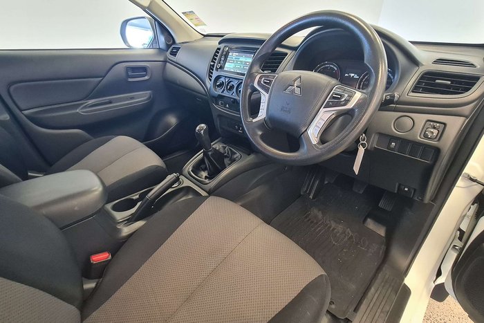 2019 Mitsubishi Triton GLX