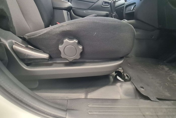 2019 Mitsubishi Triton GLX