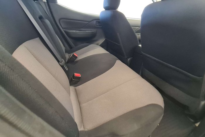 2019 Mitsubishi Triton GLX