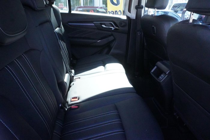 2023 Isuzu MU-X LS-T