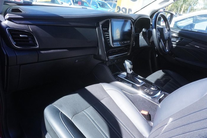 2023 Isuzu MU-X LS-T