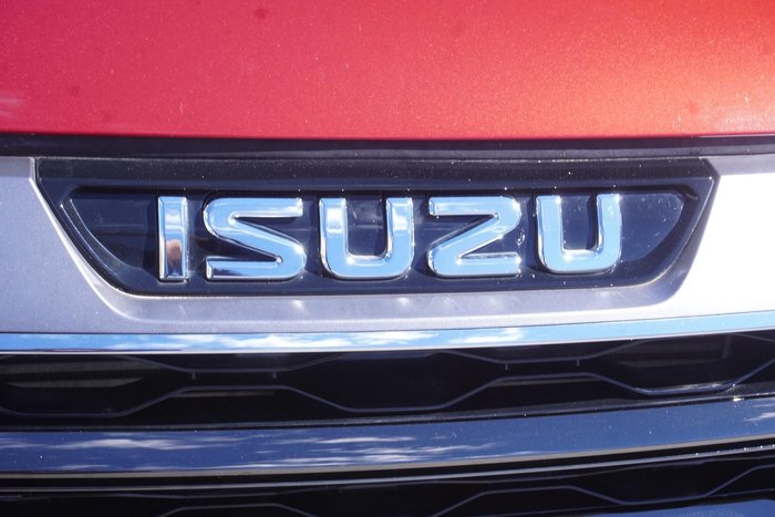 2023 Isuzu MU-X LS-T