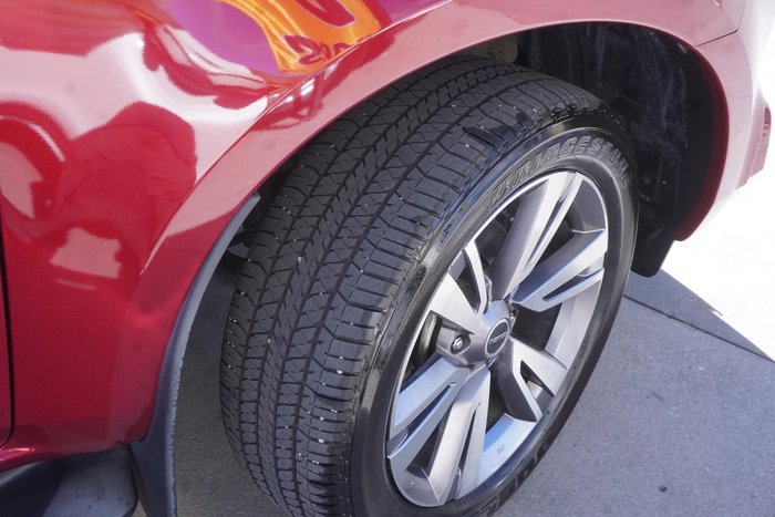 2023 Isuzu MU-X LS-T