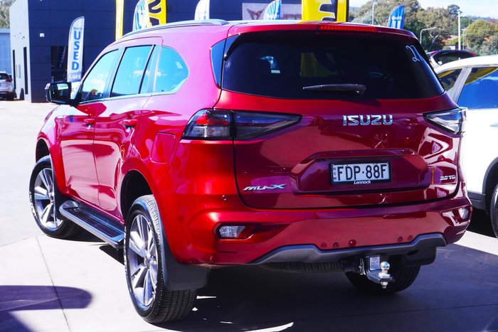 2023 Isuzu MU-X LS-T