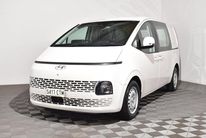 2022 Hyundai STARIA LOAD