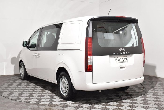 2022 Hyundai STARIA LOAD