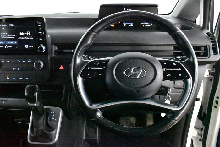 2022 Hyundai STARIA LOAD