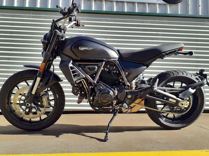 2026 Ducati Scrambler ICON Dark Scrambler Black