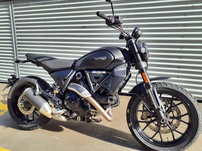 2026 Ducati Scrambler ICON Dark Scrambler Black