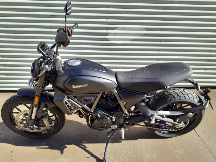 2026 Ducati Scrambler ICON Dark Scrambler Black