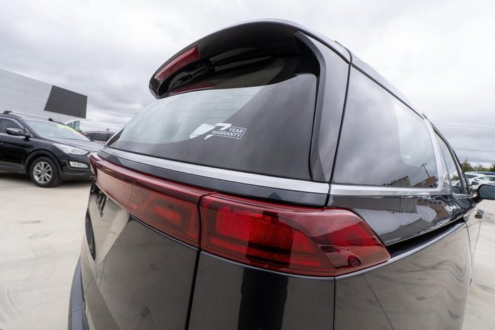 2023 Kia Carnival S
