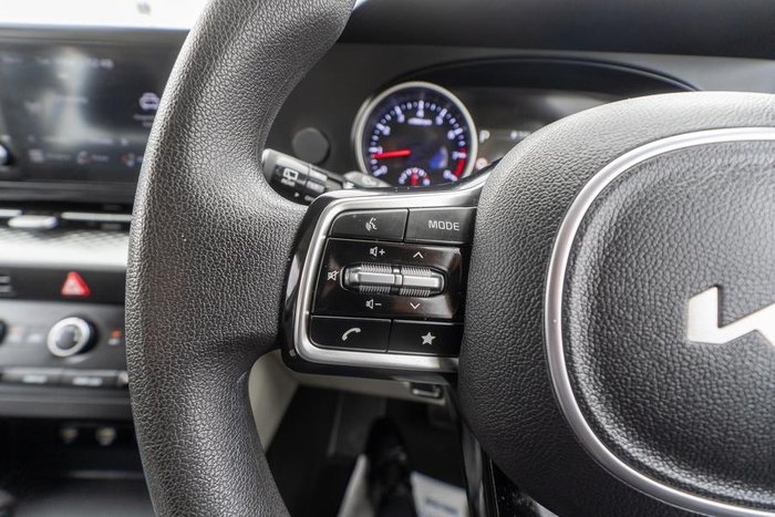 2023 Kia Carnival S