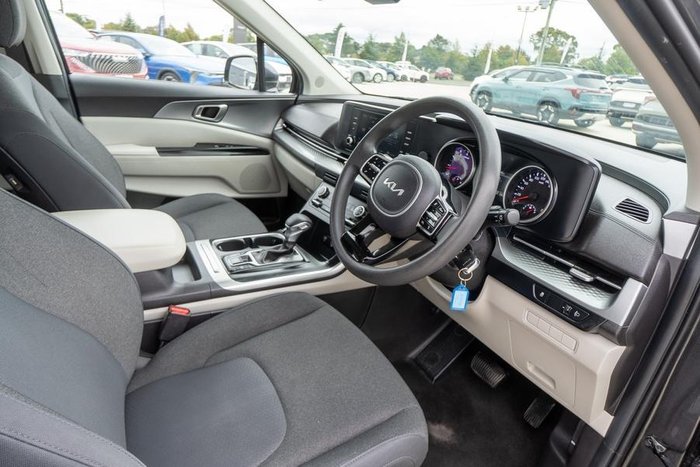2023 Kia Carnival S