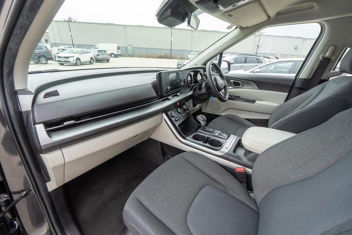 2023 Kia Carnival S