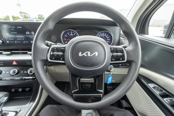 2023 Kia Carnival S