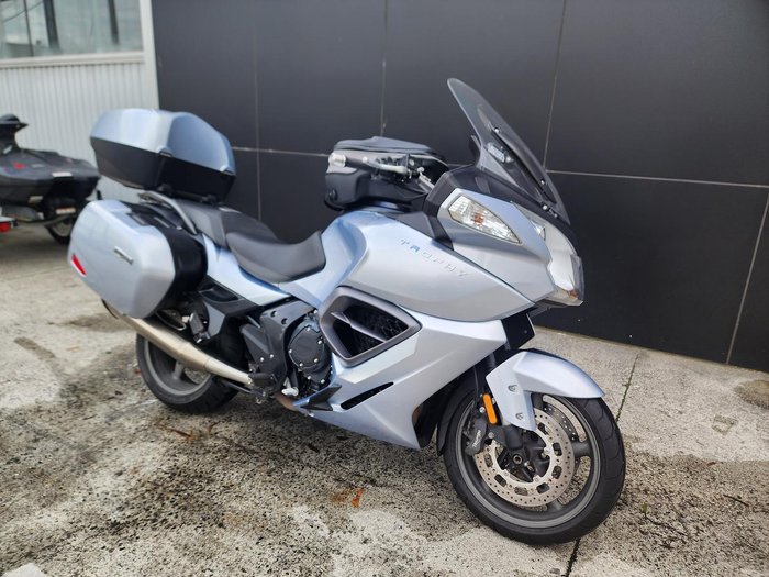 2013 Triumph Trophy 1215 Trophy Silver