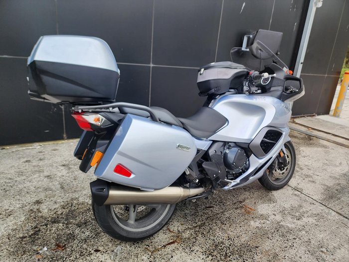 2013 Triumph Trophy 1215 Trophy Silver