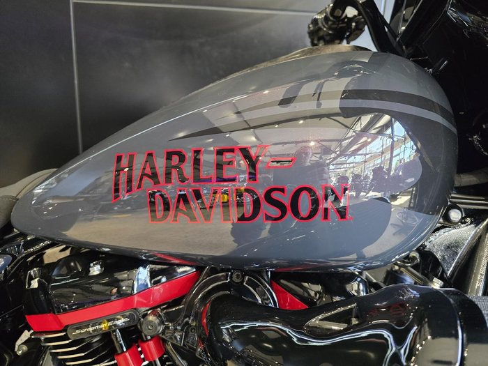 Harley-Davidson CVO Street Glide ST 121 (FLHXSTSE) Touring