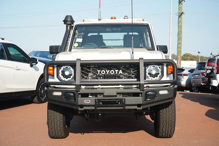 2025 Toyota Landcruiser GXL
