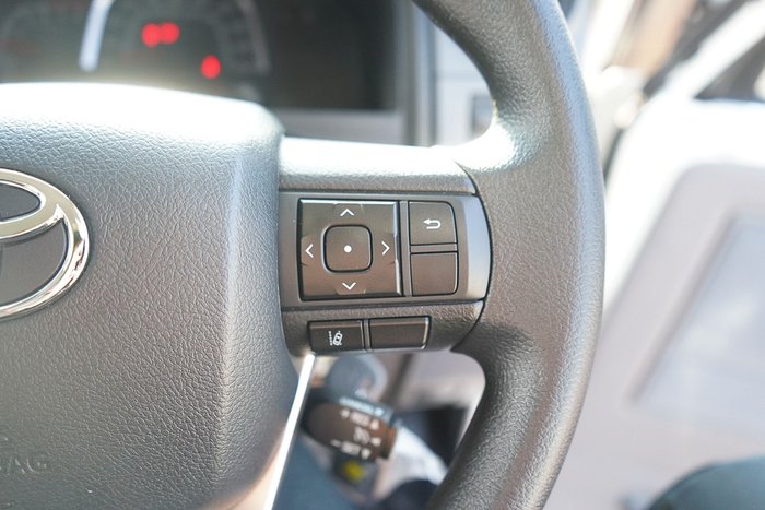 2025 Toyota Landcruiser GXL