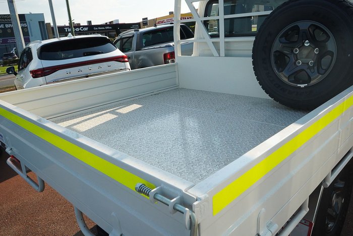 2025 Toyota Landcruiser GXL